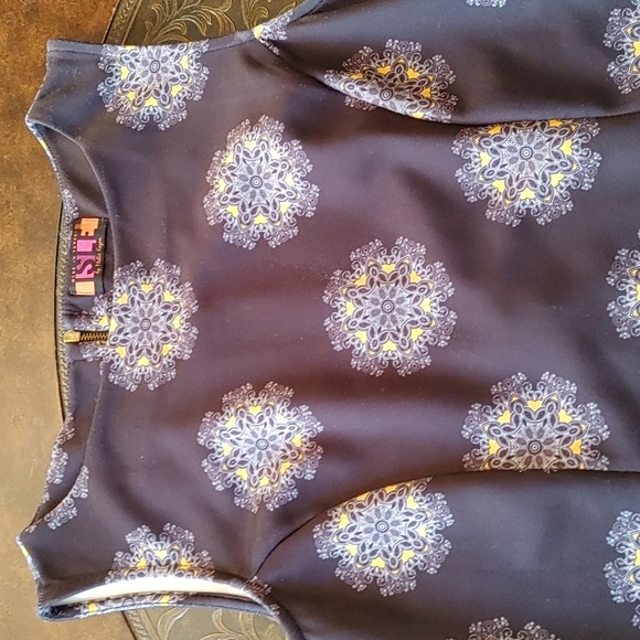 Isle by Melis Kozan Dress Sz Small - Picture 2 of 5